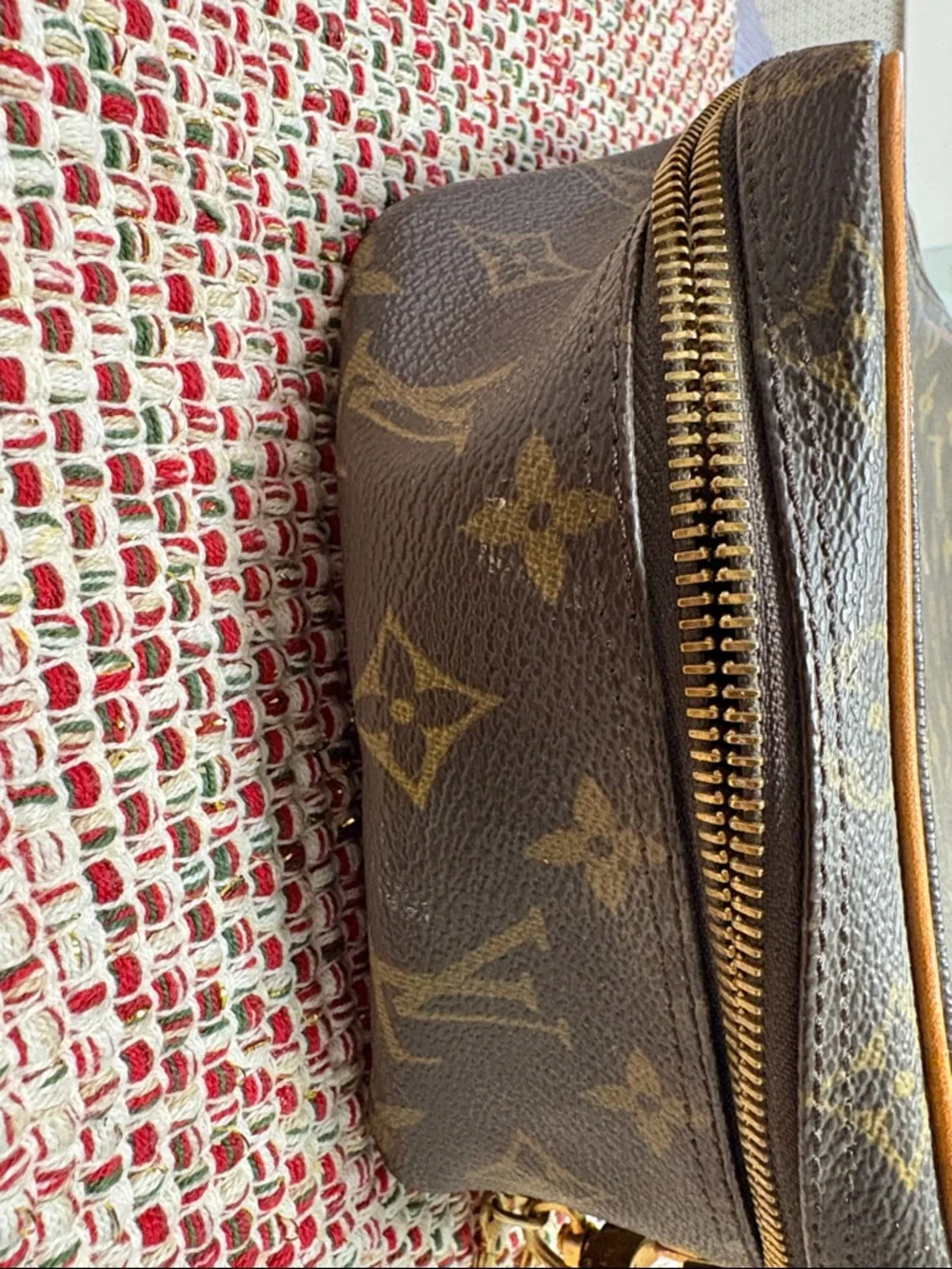 Louis Vuitton Monogram Canvas Toiletry Pouch in Brown and Tan - Picture 10 of 16